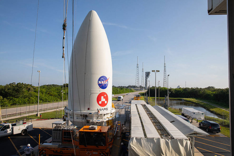 La misión Mars 2020 integrada a la parte superior del Atlas V. Foto NASA.