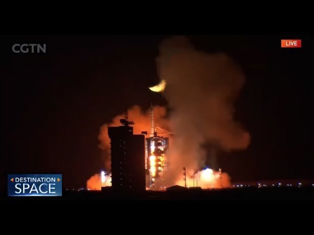 Así ha sido el lanzamiento del cohete chino Shenzhou-15