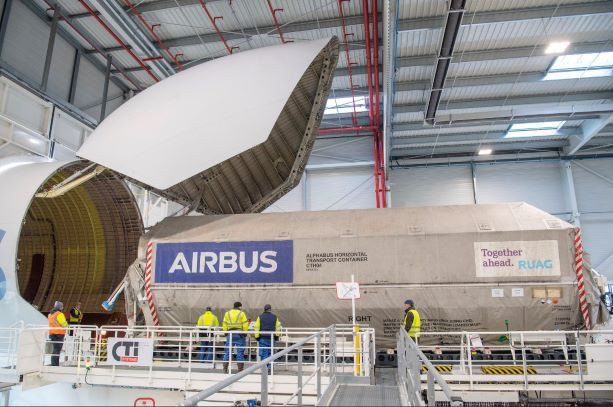 El Satélite Inmarsat-6 F2 De Airbus Llega A Florida Para Su Lanzamiento