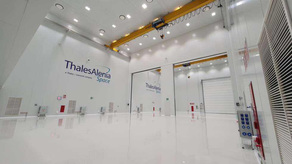 Thales Alenia Space clean room