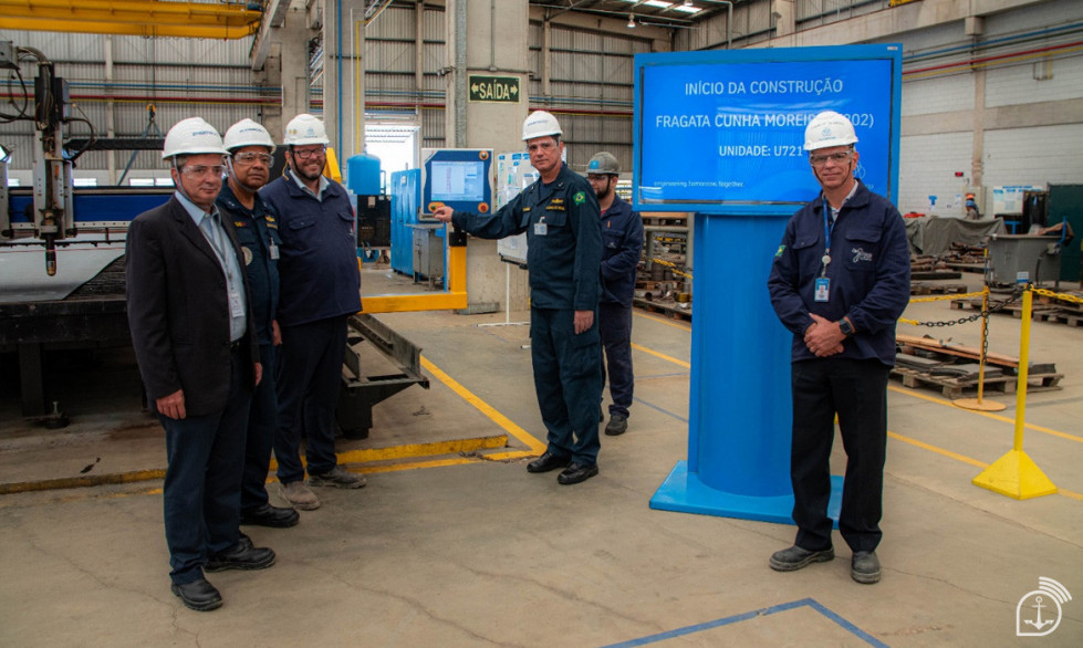 Brasil corta la primera plancha de acero de la fragata F202, tercer buque de la clase Tamandaré