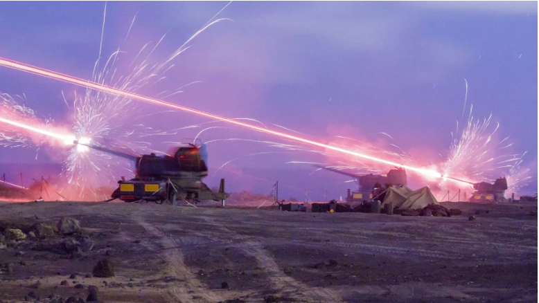 De cañones antiaéreos a escopetas: las armas modernas y tradicionales para abatir los drones